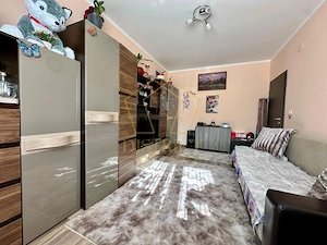 Apartament cu 3 camere mobilat si utilat la parter in Giroc la asfalt. - imagine 3