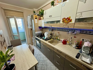 Apartament cu 3 camere mobilat si utilat la parter in Giroc la asfalt. - imagine 10