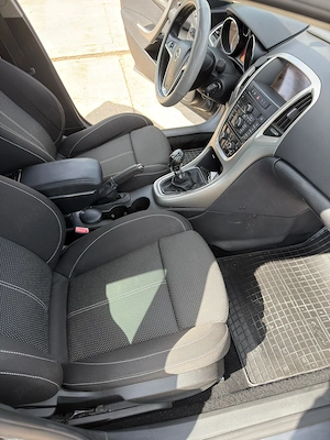 Opel Astra J - imagine 7