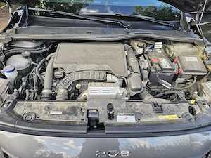 Peugeot 208 benzina - imagine 9