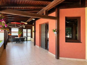 Vila in crevedia mobilata - imagine 2