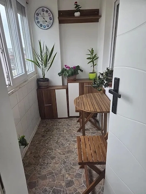 Decamandat 48 m² utili 2 camere, Cl. Bucuresti, Rotonda - imagine 3