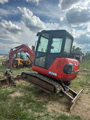 Miniexcavator Hanix H 36B 3.4Tone, AN 2002 - imagine 6