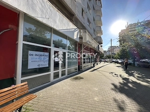 Bulevardul Păcurari | spațiu comercial | 80 mp | 1.800  