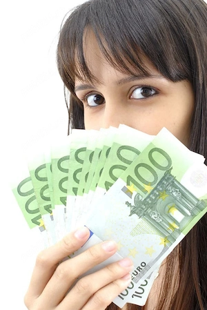Oferim împrumuturi și investiții cuprinse între 7.000 și 190.000.000 de euro pentru afaceri, imobili