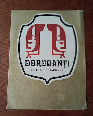 344. Coperta rară, aurie, de meniu cu lista de mancaruri-bauturi, restaurant hotel Dorobanți Buc.