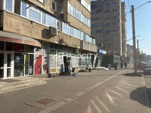 Spațiu Comercial   Păcurari-Petru Poni.