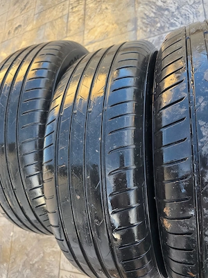 Vând set de 4 roti Tiguan, cu următoarele specificații: - imagine 8