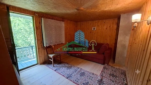 Casă de vacanță, 4 camere, garaj, teren 251 mp– Lepșa, Județul Vrancea - imagine 8