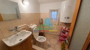 Casă de vacanță, 4 camere, garaj, teren 251 mp– Lepșa, Județul Vrancea - imagine 3