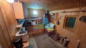 Casă de vacanță, 4 camere, garaj, teren 251 mp– Lepșa, Județul Vrancea - imagine 4
