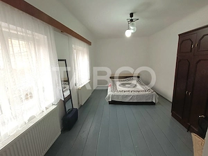 Apartament la casa 3 camere 68 mpu utili in apropiere de Piata Cibin - imagine 3