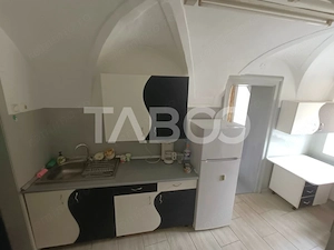Apartament la casa 3 camere 70 mpu utili in apropiere de Piata Cibin - imagine 7