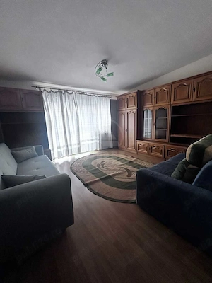 Apartament de o camera, zona Florilor-Floresti - imagine 2
