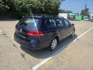 Volkswagen Passat 2.0 D Automat - imagine 5