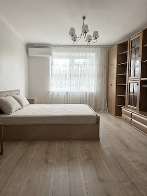 Garsoniera de inchiriat in zona Aparatorii Patriei