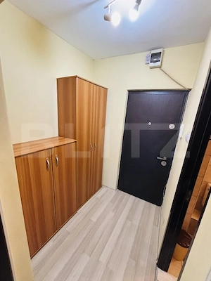 Garsonieră luminoasă, mobilată și utilată, cu vedere spre pădure - imagine 15