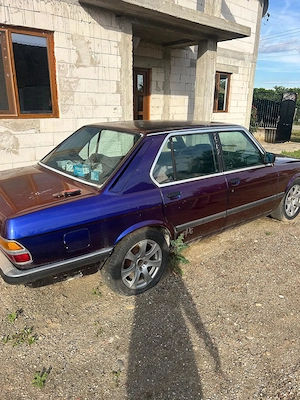 Dezmembrez BMW Seria 5 E28 Clasic (1985) | Motor 2.4 Diesel (524d) | Piese Rare - imagine 2