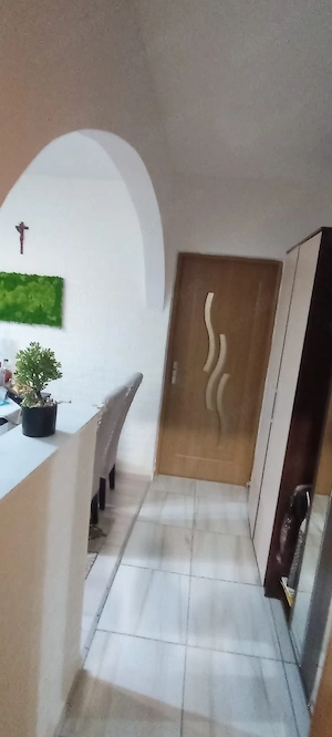Ocazie!Vand apartament cu 2 camere mobilat ,utilat - imagine 4