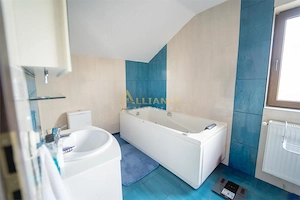 VILA MOBILATA si UTILATA- jacuzzi ,piscina incalzita - imagine 16