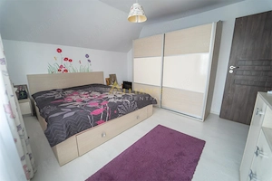 VILA MOBILATA si UTILATA- jacuzzi ,piscina incalzita - imagine 11