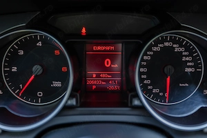 Audi A5 Sportback B8   2.0 TDI - imagine 10