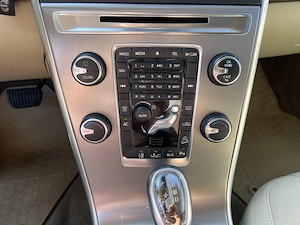 Volvo XC 60 4x4 - automat 2013 - imagine 7