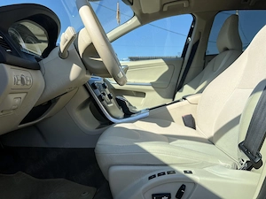 Volvo XC 60 4x4 - automat 2013 - imagine 8
