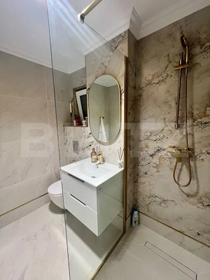 Apartament cu 3 camere, 55 mp, centrala si AC, zona Ultracentral - imagine 11