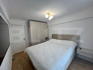 Apartament cu 3 camere, 55 mp, centrala si AC, zona Ultracentral - imagine 4
