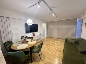 Apartament cu 3 camere, 55 mp, centrala si AC, zona Ultracentral - imagine 3