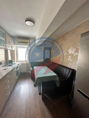 Apartament 3 camere decomandate, zona Lapus - imagine 6