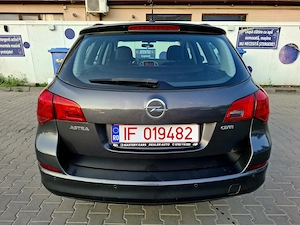 Opel Astra J 1.7 CDTI - RATE de la 540 Lei pe Luna - imagine 5