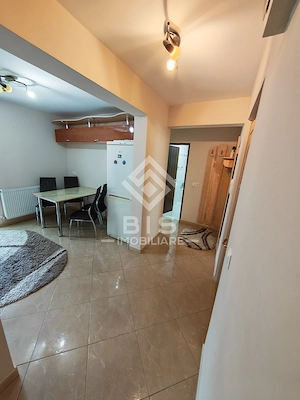 Apartament Decomandat etj 3  - Zona Independetei - imagine 2