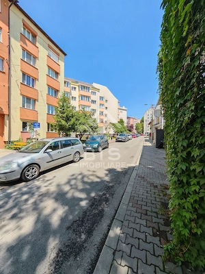 Apartament Decomandat etj 3  - Zona Independetei - imagine 3