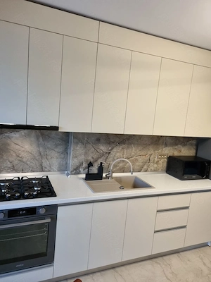Prima inchiriere..Apartament cu 3 camere în bloc nou - imagine 2