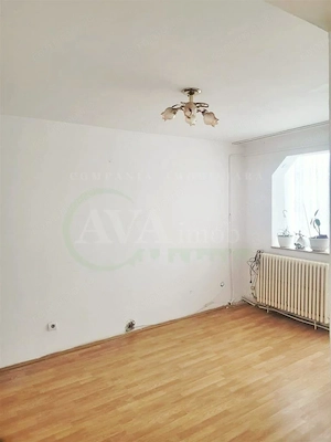 Apartament 3 camere semidecomandat, zona Neagoe Voda - imagine 3