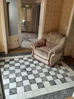 casă cu etaj 996 m2 - imagine 5