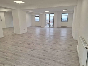 3 APARTAMENTE de vanzare in Brasov, Centrul Civic, mall AFI, liceul Mesota - imagine 9