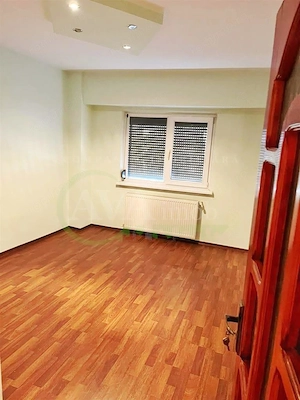 Apartament 2 camere decomandat, zona Nord - imagine 3