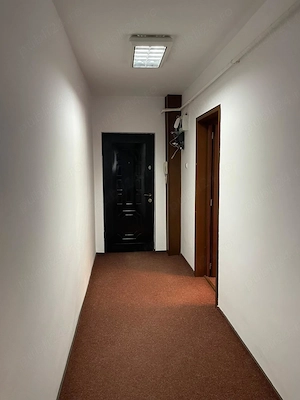 de vânzare apartament la parter situat în Baia Mare la intersectia Regele Mihai I și Cosmonauților - imagine 9
