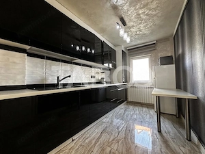 Apartament de vanzare 4 camere ultrafinisat etaj 1 zona Strand Sibiu - imagine 6