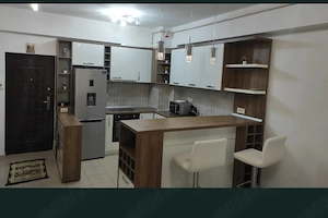 Garsoniera spațioasă și modernă de închiriat  1700 lei+ o lună garanția  - imagine 2