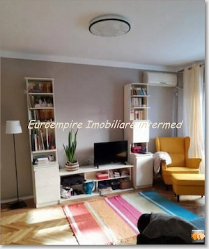 Apartament 3 camere de vanzare zona Centru - imagine 4