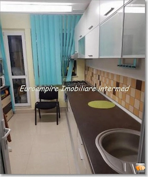 Apartament 3 camere de vanzare zona Centru - imagine 11