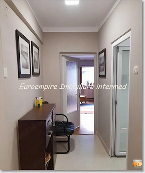 Apartament 3 camere de vanzare zona Centru - imagine 5