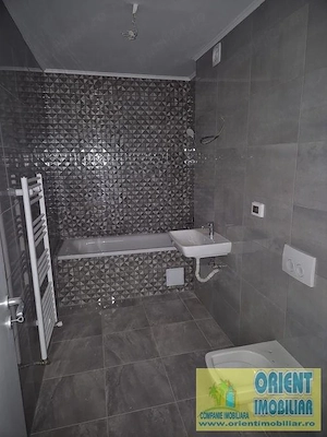 Tomis Plus, 2 camere de vanzare, etaj 1, decomandat - imagine 6