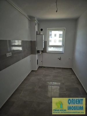 Tomis Plus, 2 camere de vanzare, etaj 1, decomandat - imagine 7