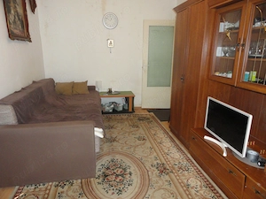 Apartament 3 camere etaj 2 Vlaicu, 63 mp, aproape de statia de tramvai - imagine 3