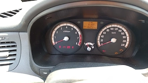 Kia Rio Hatchback  - imagine 5
